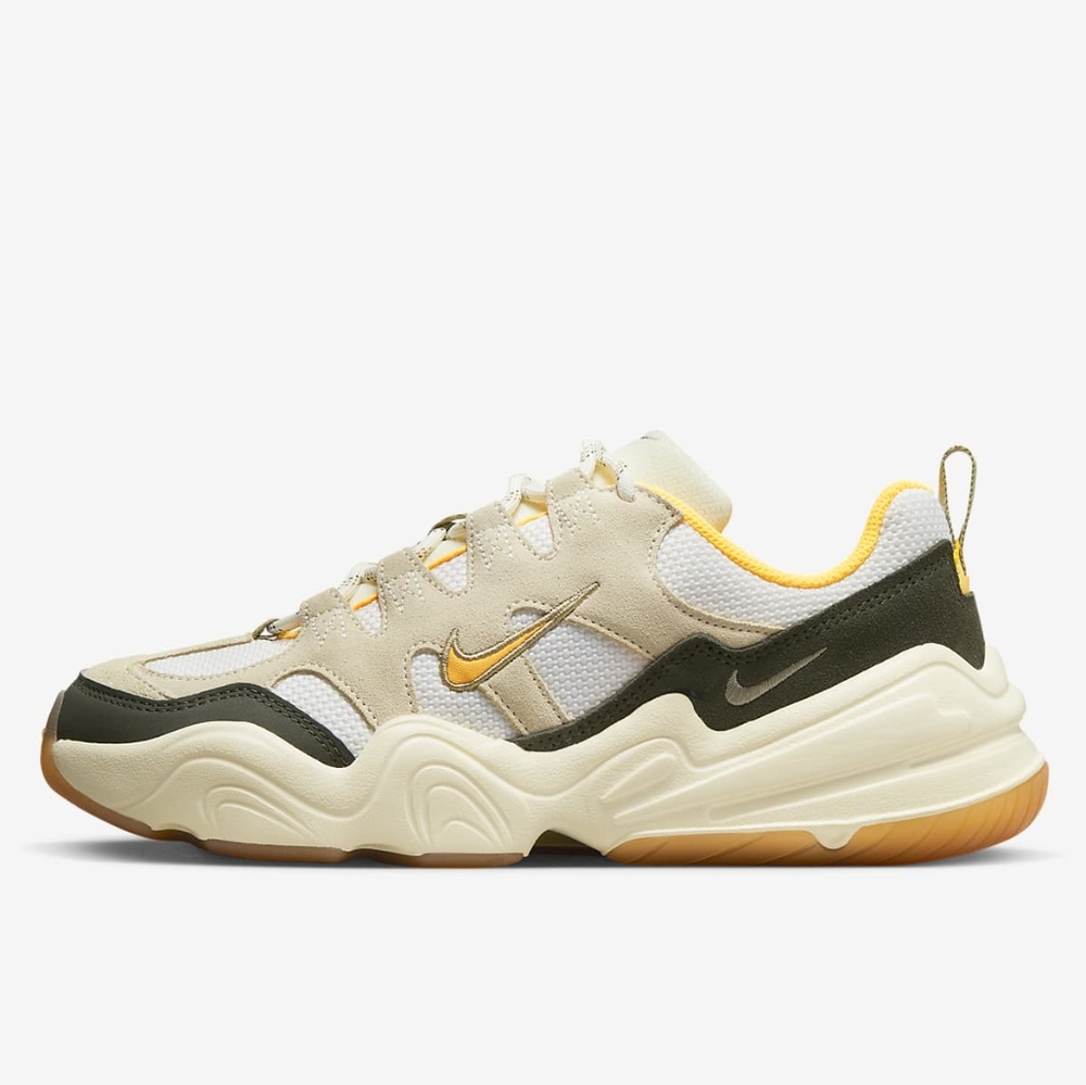 Nike Tech Hera Sail/Cargo Khaki/Neutral Olive/Coconut Milk Women's